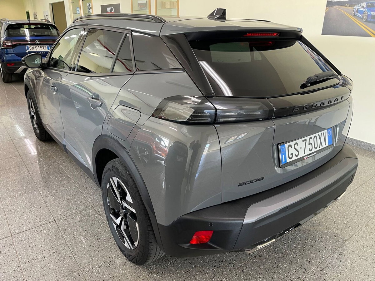 Peugeot 2008 PureTech 130 S&S EAT8 Allure Pack (7)