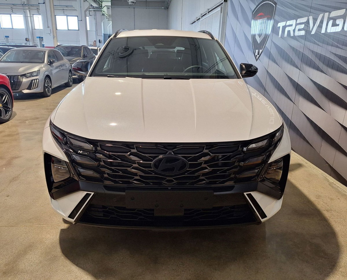 Hyundai Tucson 1.6 hev Xtech 2wd 239cv auto (2)