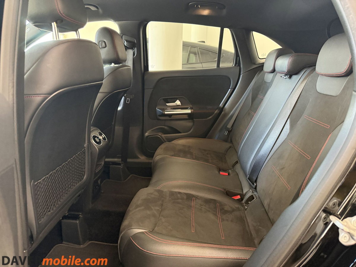 Mercedes-Benz GLA SUV 200 d AMG Line Premium Plus 4matic auto (11)