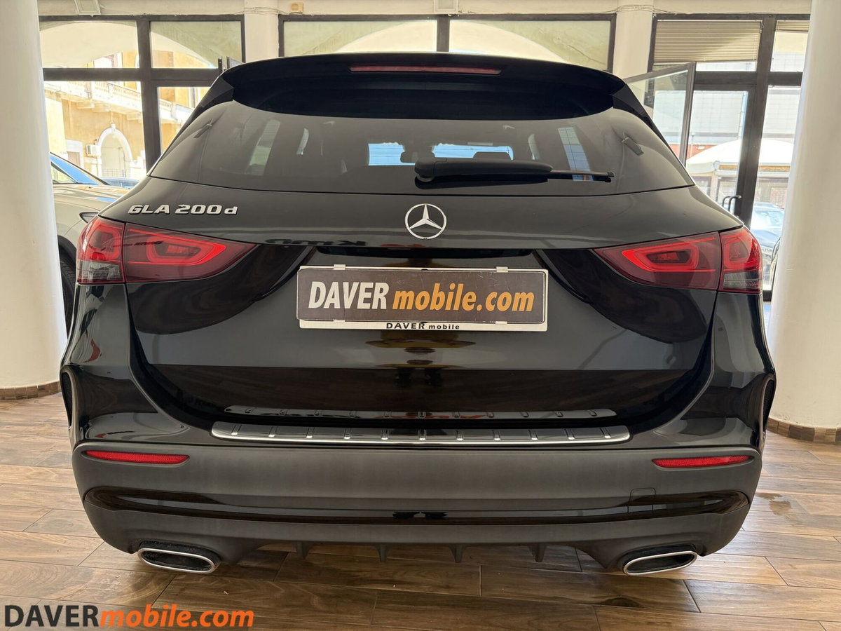 Mercedes-Benz GLA SUV 200 d AMG Line Premium Plus 4matic auto (5)