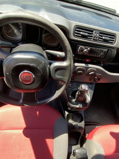Fiat Panda 1.3 MJT 95 CV S&S 4x4 (14)