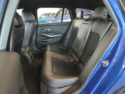 BMW Serie 3 Touring 320d 48V xDrive  Sport (6)