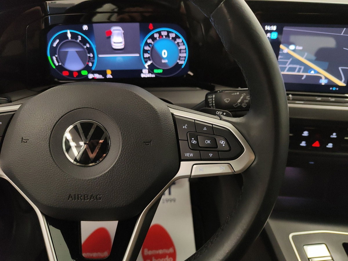 Volkswagen Golf 1.4 TSI eHYBRID 204 CV DSG Style (19)