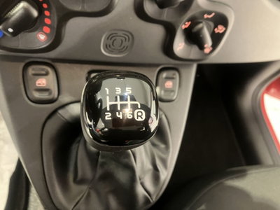 Fiat Panda 1.0 FireFly S&S Hybrid City Cross (14)
