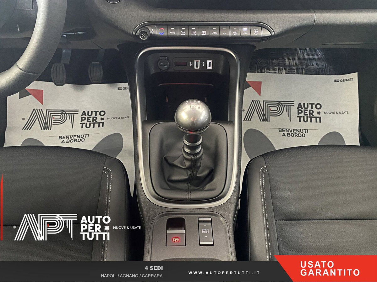 Jeep Avenger 1.2 turbo Summit fwd 100cv (13)