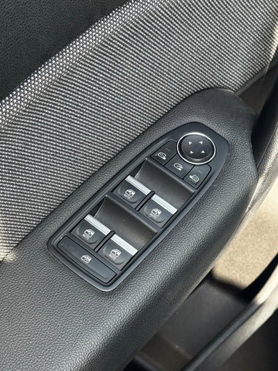 Renault Captur 1.0 eco-g Techno 100cv (15)
