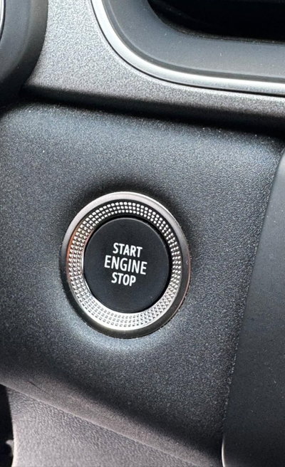 Renault Captur 1.0 eco-g Techno 100cv (17)