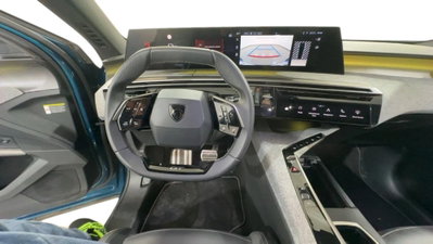Peugeot 5008 1.2 hybrid Allure 145cv e-dcs6 (7)
