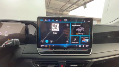 Volkswagen Tiguan 1.5 etsi Edition 130cv dsg (9)