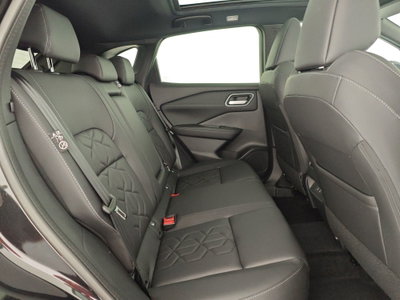 Nissan Qashqai 1.3 mhev Tekna 2wd 158cv (13)