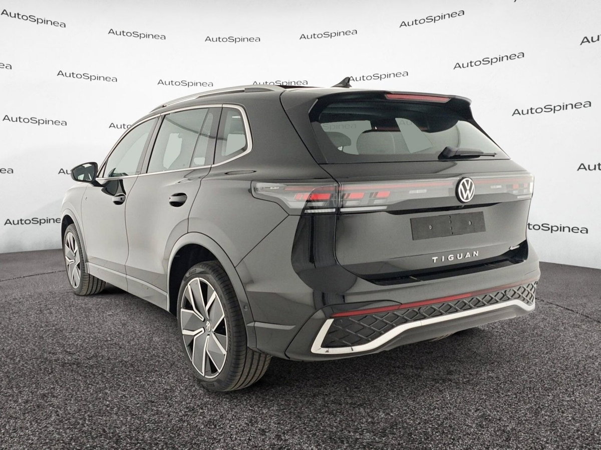 Volkswagen Tiguan 2.0 tdi R-Line 4motion 193cv dsg (4)