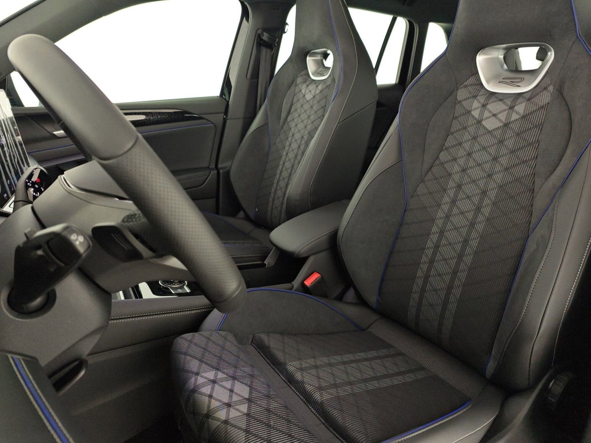 Volkswagen Tiguan 2.0 tdi R-Line 4motion 193cv dsg (7)