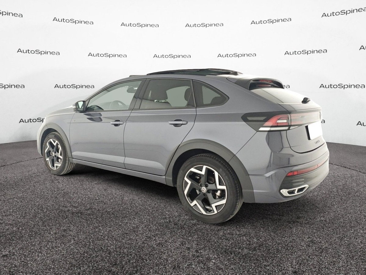 Volkswagen Taigo 1.0 tsi R-Line 115cv (3)