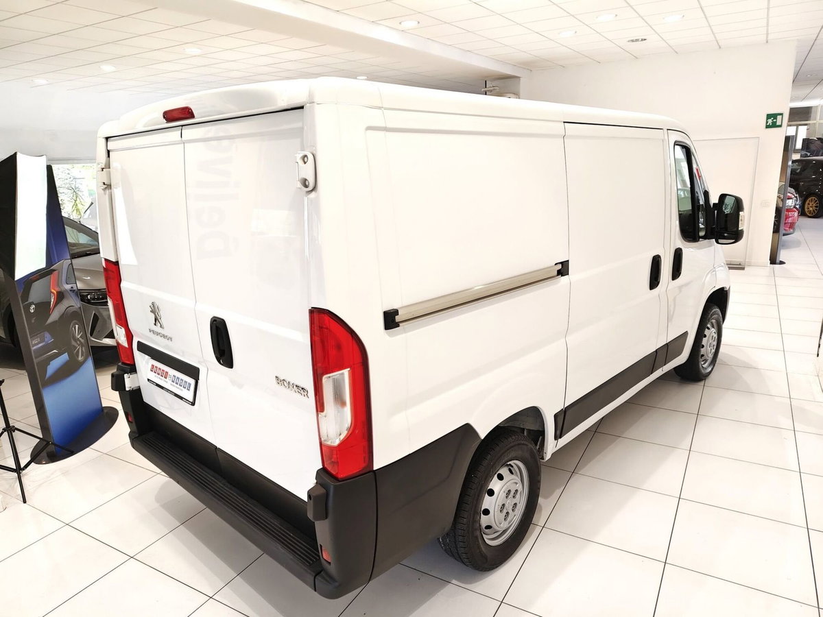 Peugeot Boxer Furgone 328 2.2 BlueHDi 120 S&S PC-TN Furgone (14)