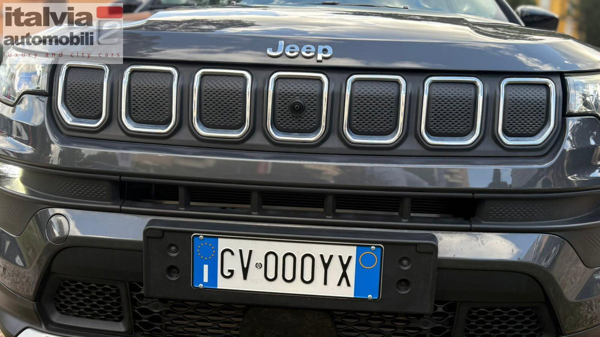 Jeep Compass 1.6 Multijet II 2WD Limited (9)