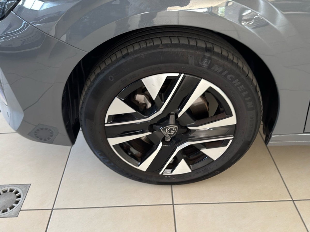 Peugeot 208 100 S&S 5 porte Allure (9)