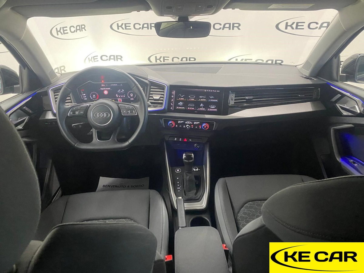 Audi A1 Sportback 30 TFSI S tronic Identity Black (10)