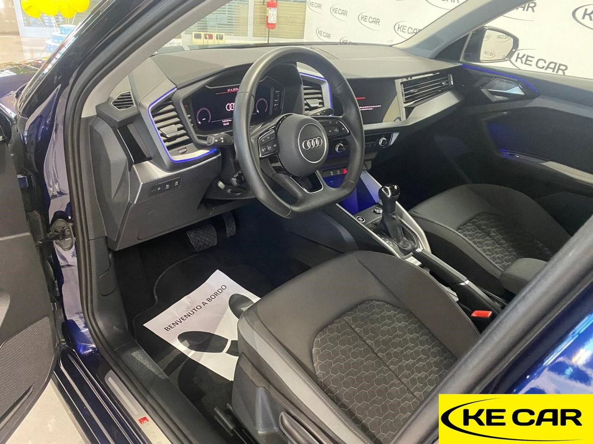 Audi A1 Sportback 30 TFSI S tronic Identity Black (18)
