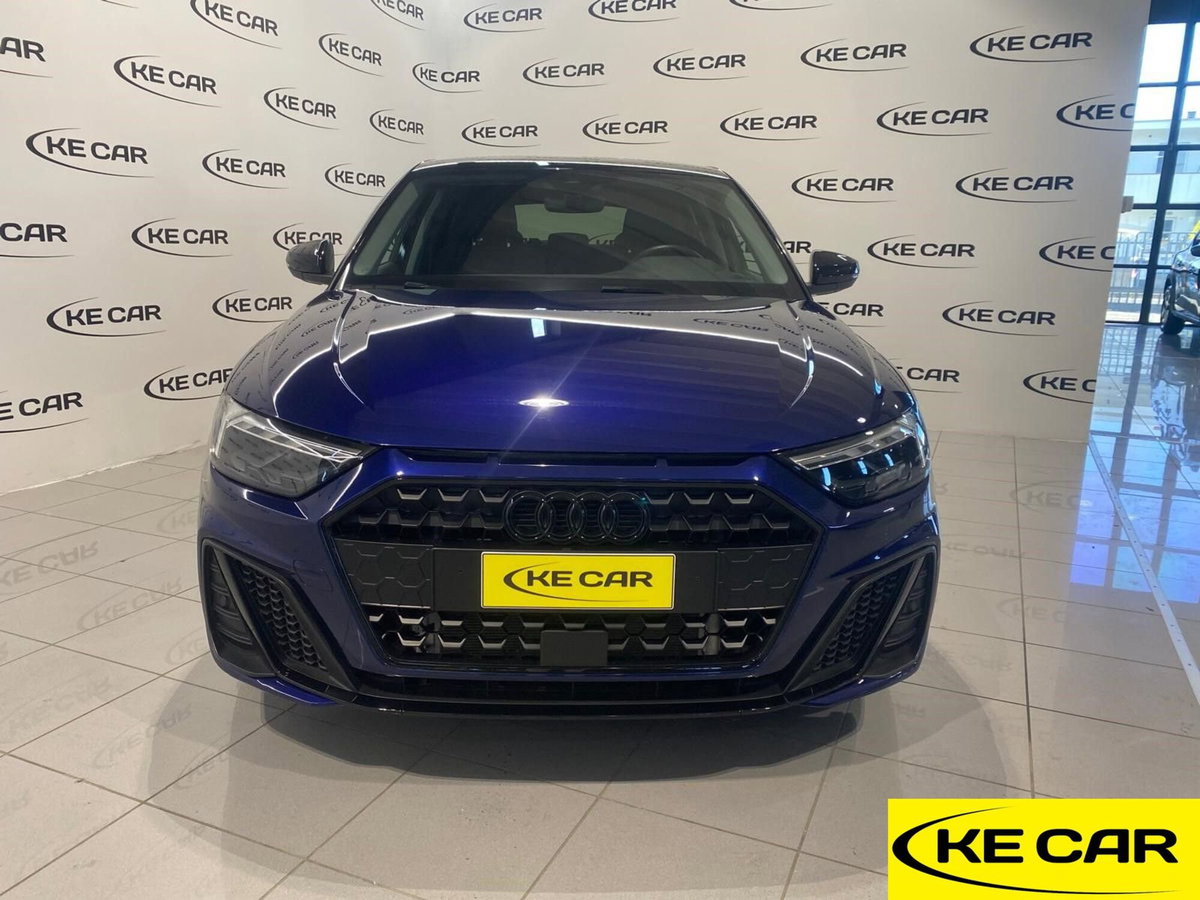 Audi A1 Sportback 30 TFSI S tronic Identity Black (2)