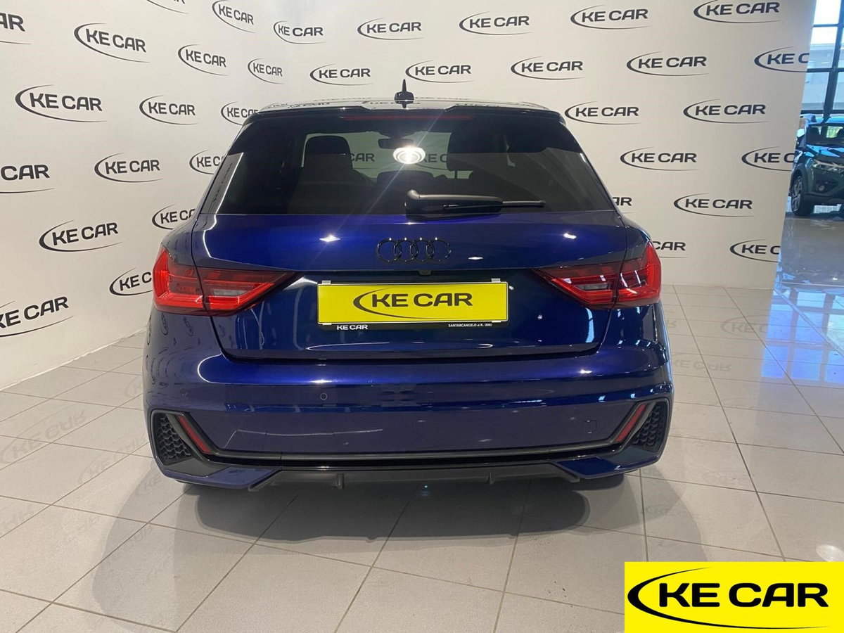Audi A1 Sportback 30 TFSI S tronic Identity Black (6)