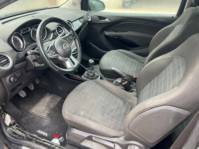 Opel Adam 1.4 87 CV GPL Tech Slam (13)