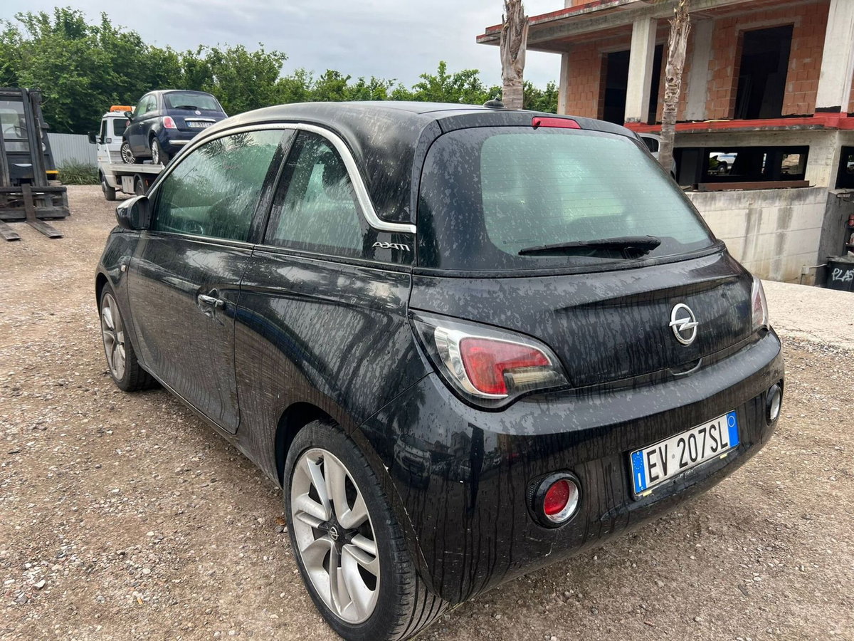 Opel Adam 1.4 87 CV GPL Tech Slam (3)