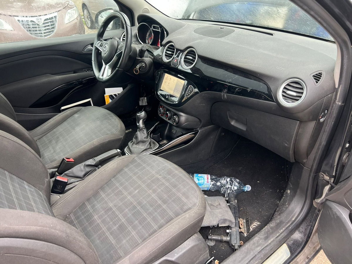 Opel Adam 1.4 87 CV GPL Tech Slam (6)
