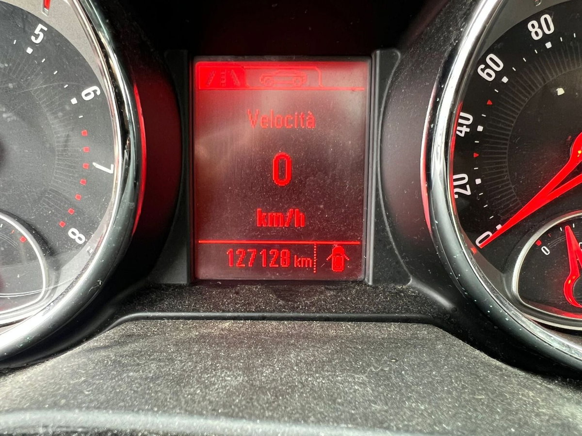 Opel Adam 1.4 87 CV GPL Tech Slam (7)