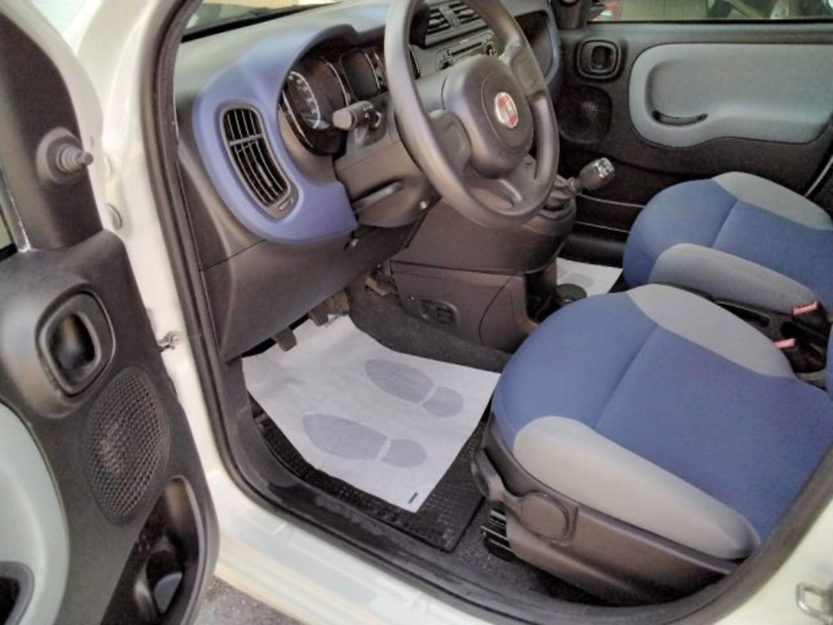 Fiat Panda 1.3 MJT S&S Lounge (16)