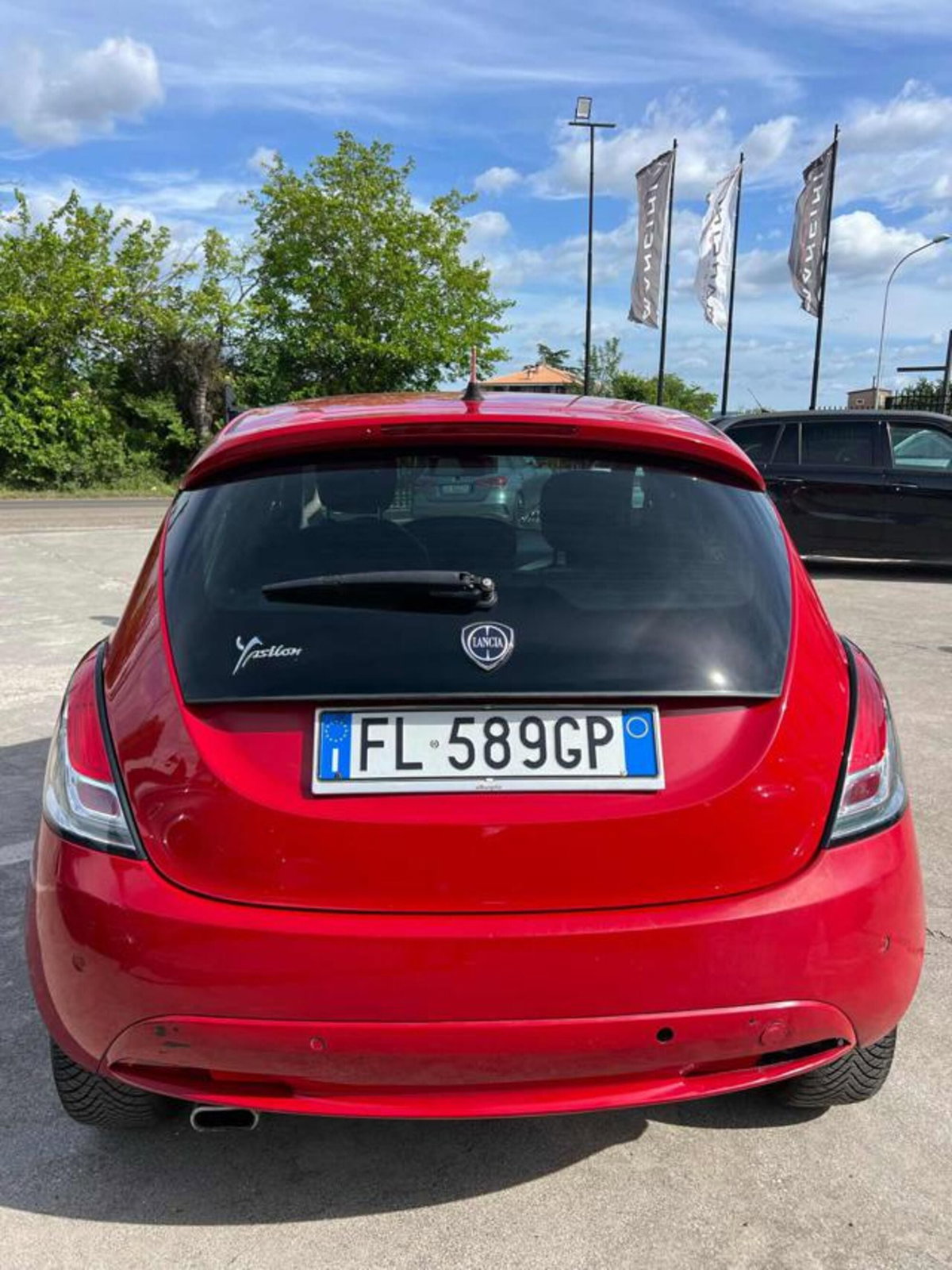 Lancia Ypsilon 1.2 69 CV 5 porte GPL Ecochic Gold (5)