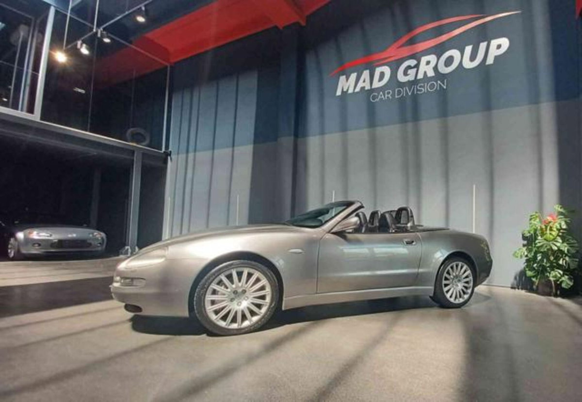 Maserati Spyder 4.2 V8 32V Cambiocorsa (2)