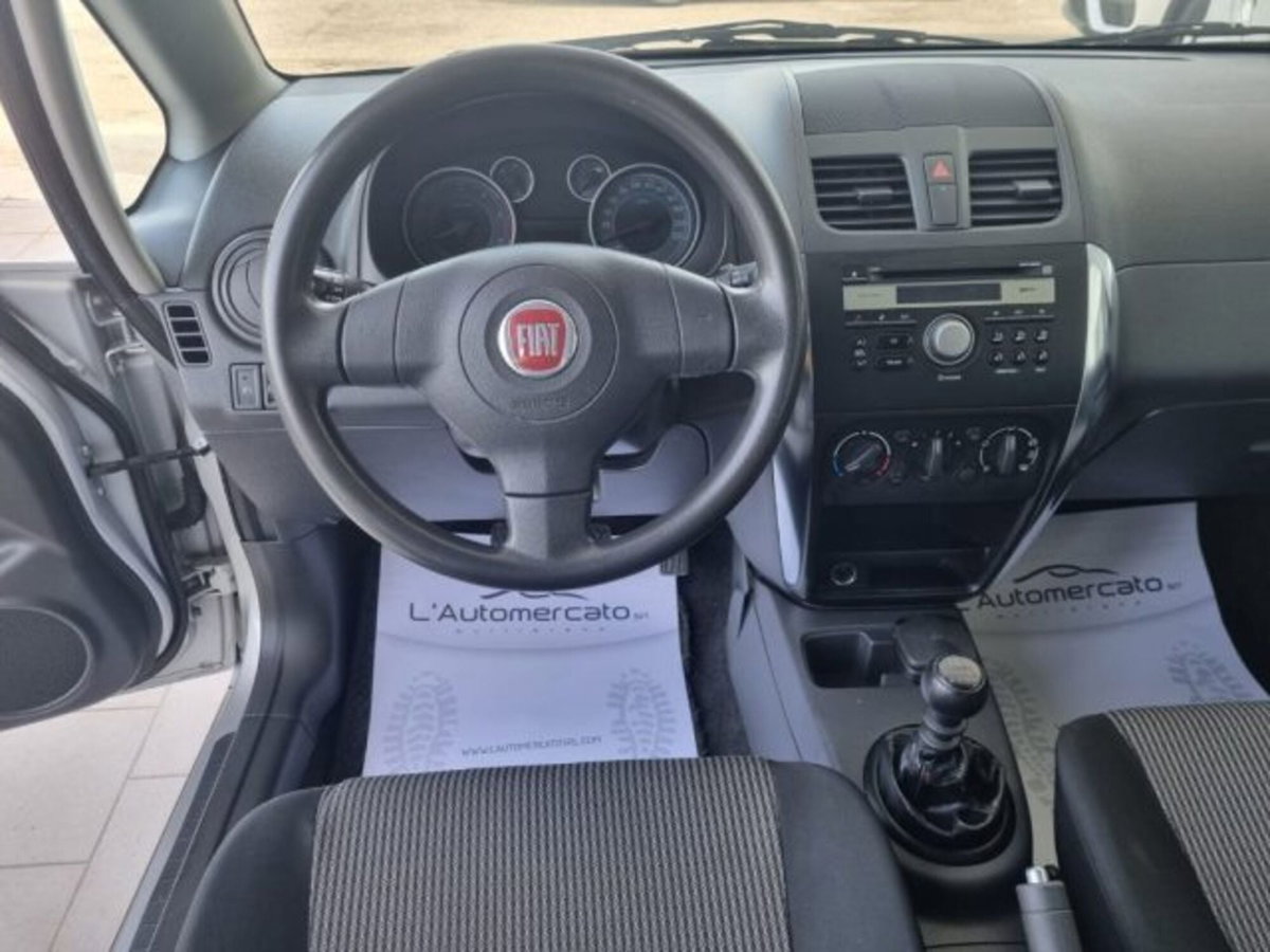 Fiat Sedici 2.0 MJT 16V DPF 4x2 Emotion (12)