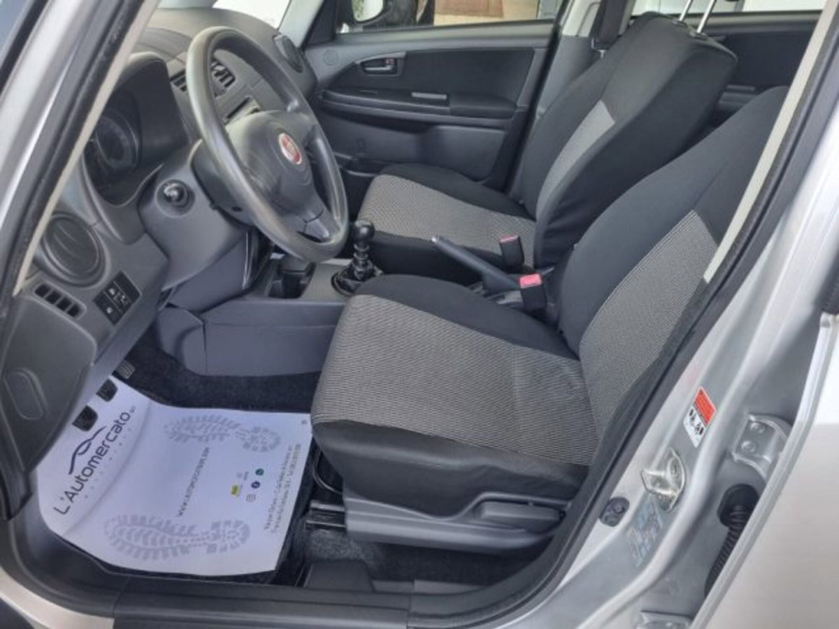 Fiat Sedici 2.0 MJT 16V DPF 4x2 Emotion (6)