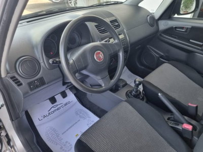 Fiat Sedici 2.0 MJT 16V DPF 4x2 Emotion (7)