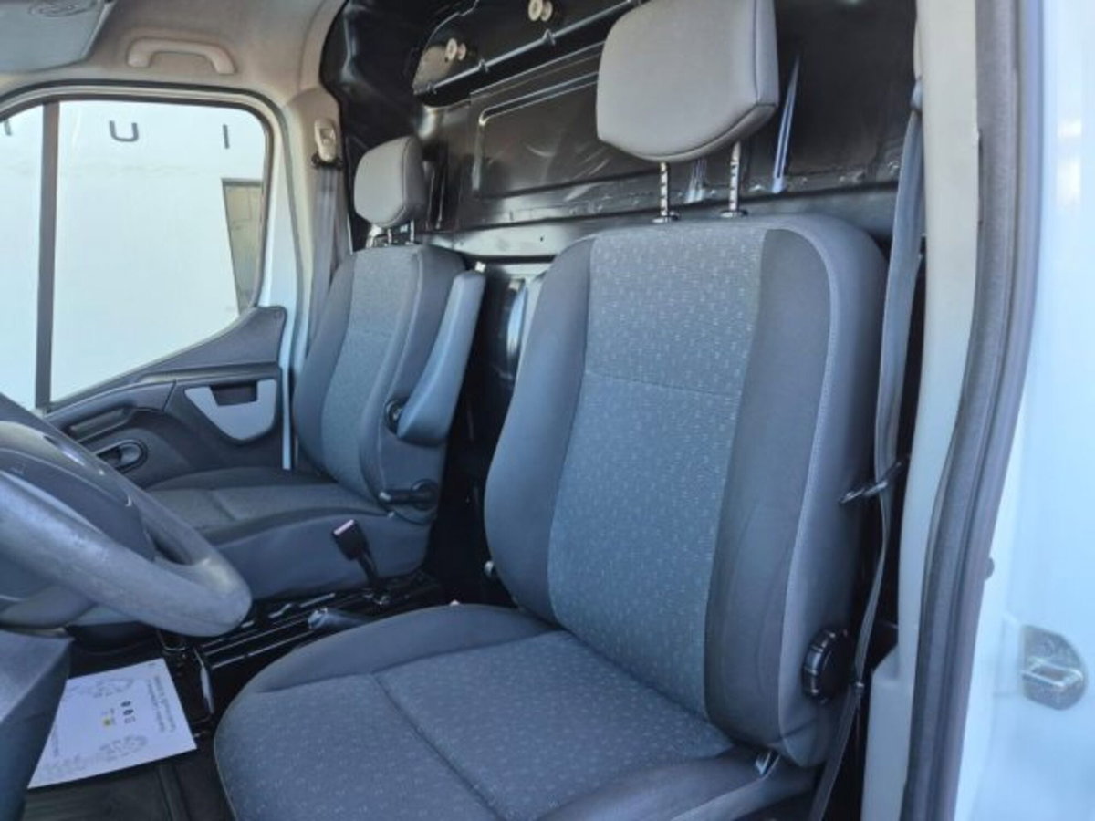 Opel Movano Furgone 35 2.3 CDTI 130CV PC-TM FWD Furgone (8)