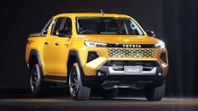 Toyota Hilux 2.8 d-4d 48V double cab Hilux auto (4)