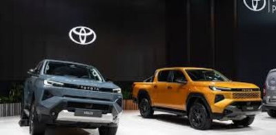 Toyota Hilux 2.8 d-4d 48V double cab Hilux auto (8)