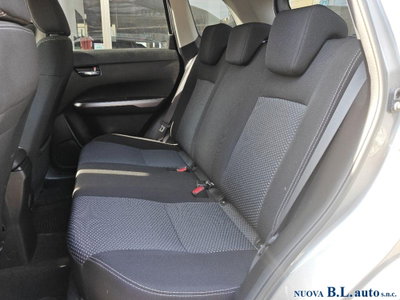 Suzuki Vitara 1.4 Hybrid Easy Top (16)