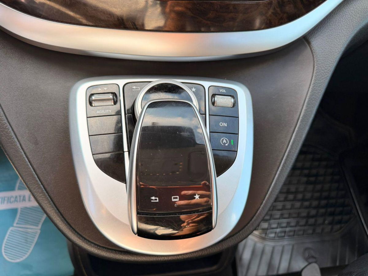 Mercedes-Benz Classe V 250 d Automatic Premium Extralong (14)
