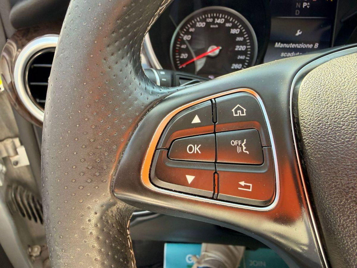 Mercedes-Benz Classe V 250 d Automatic Premium Extralong (18)