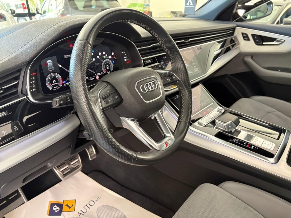 Audi Q8 Q8 50 TDI 286 CV quattro tiptronic Sport (11)