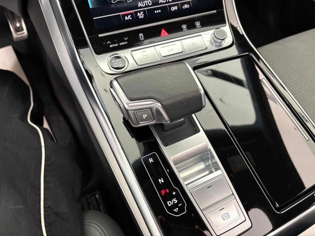 Audi Q8 Q8 50 TDI 286 CV quattro tiptronic Sport (15)