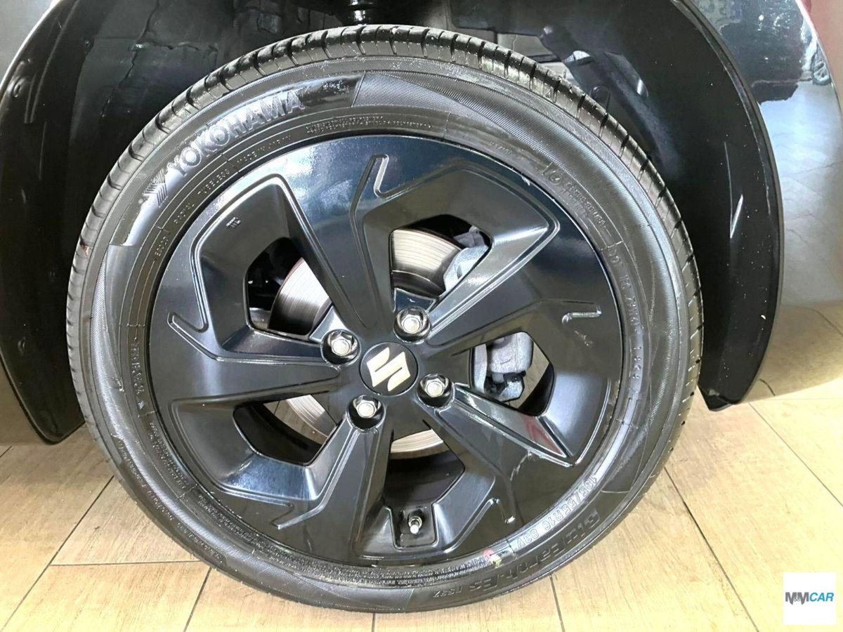 Suzuki Swift 1.2 Hybrid 4WD AllGrip Easy Top (6)