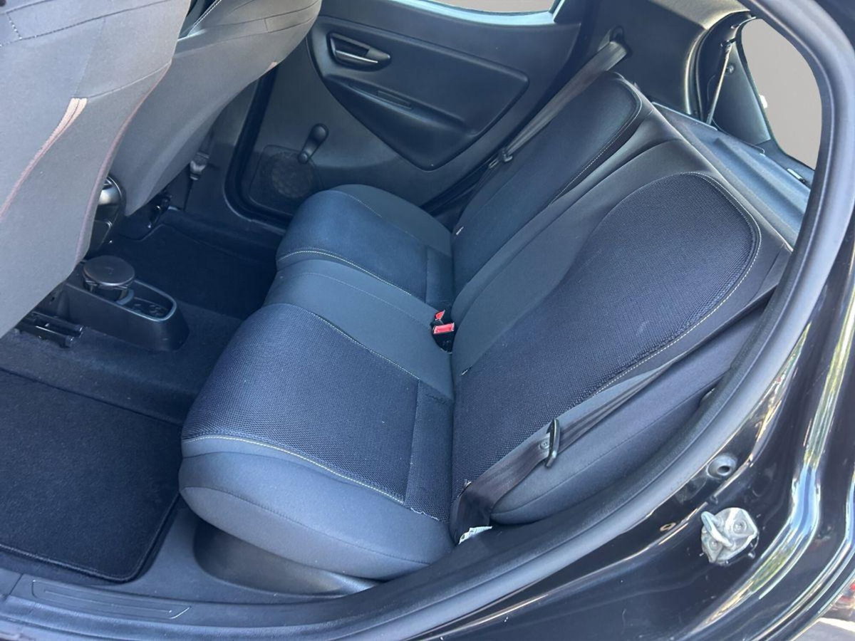 Lancia Ypsilon 1.3 MJT 16V 95 CV 5 porte S&S Platinum (12)