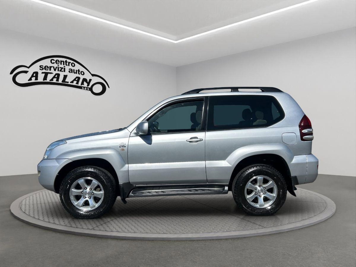 Toyota Land Cruiser D-4D 16V cat 3 porte (2)