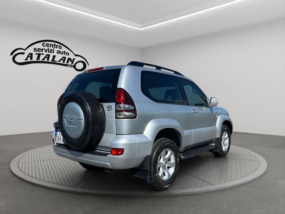 Toyota Land Cruiser D-4D 16V cat 3 porte (5)