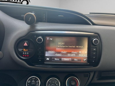 Toyota Yaris 16V cat 5 porte (15)