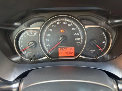 Toyota Yaris 16V cat 5 porte (19)
