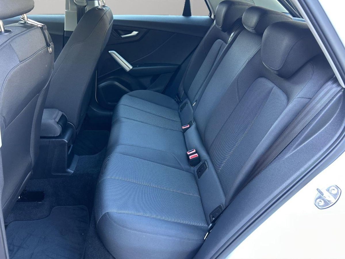 Audi Q2 Q2 35 TDI S tronic S line Edition (12)