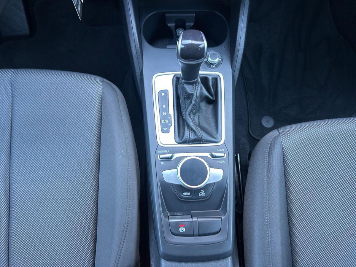 Audi Q2 Q2 35 TDI S tronic S line Edition (17)